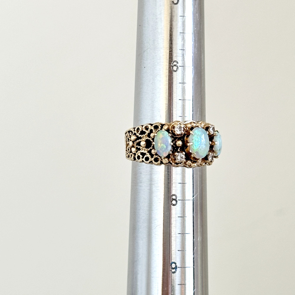 Vintage 14K Yellow Gold Three Stone Opal & Diamonds Filigree Band Ring Size 7.25 - Picture 9 of 16